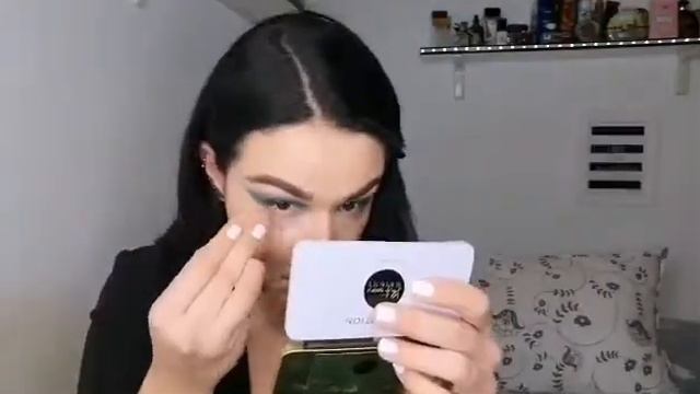PERRIE EDWARDS MAKE UP INSPIRED | Dark smokey eyes смотреть онлайн