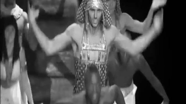 Mehdi Kerkouche- Main Dans La Main (Cleopatre musical) смотреть онлайн