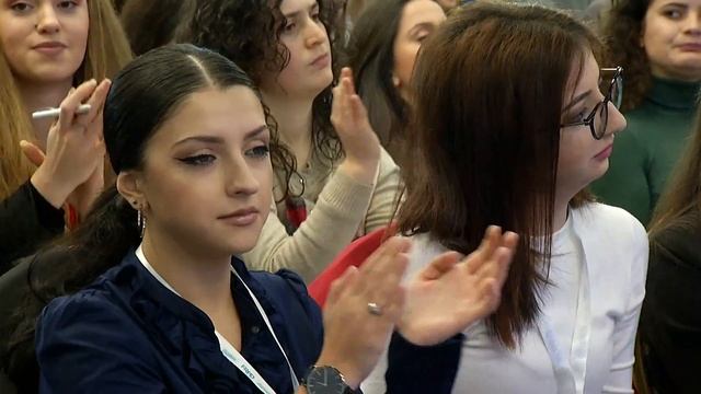 Akademia Politike e FRPD смотреть онлайн
