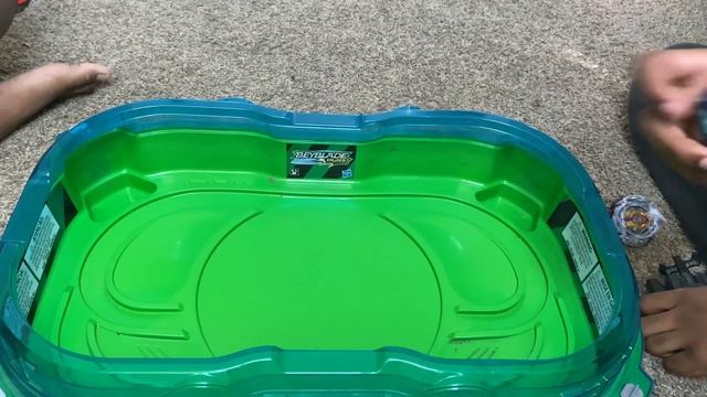 World Spriggan vs Mirage Fafnir vs Brave Valkyrie vs Rage Longinus | Beyblade Burst Sparking смотреть онлайн