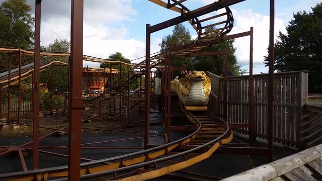 Rattlesnake "SnakeyTrain" at Knowsley Safari Park смотреть онлайн