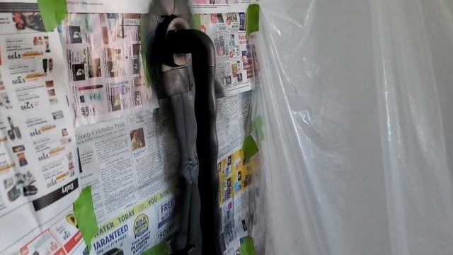 PAINTING BATHROOM FIXTURES BLACK!! | Casa Kerins Ep. 4 | Rustoleum Spray Paint смотреть онлайн