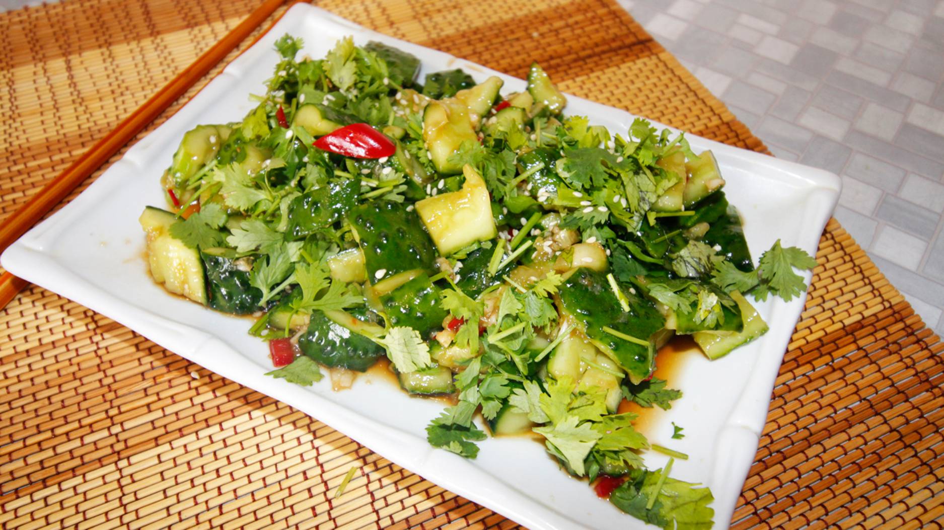 Битые огурцы по-китайски смотреть онлайн