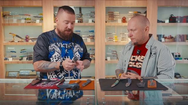 Выбираем ФИКСИРОВАННЫЕ НОЖИ с  @BrutalicaRu  в Ножевом доме Клинок