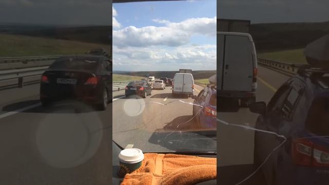 М4 едут отдыхающие (морячки). Пробки на платках, перед Лисками. Сочи, крым, геленджик.... смотреть онлайн