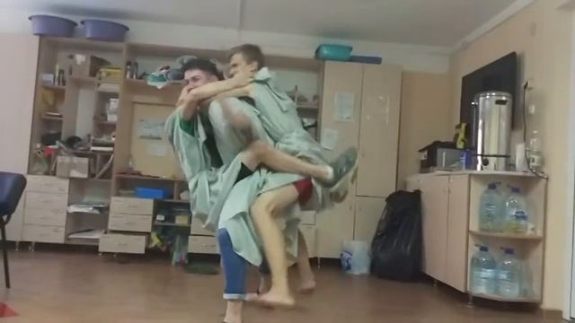 Этот мир - мы и наше еврейское семейное лето смотреть онлайн