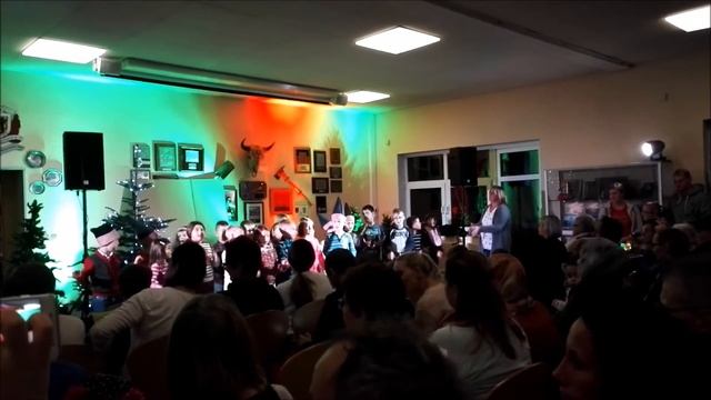 Рождественская тусовка у Глеба 29.11.2017 смотреть онлайн