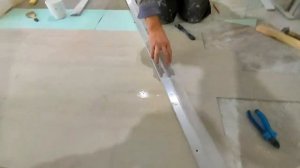 Как сделать Стык Плитки и Ламината или Кварцвинила Без Порожка