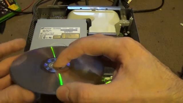 Xbox 360 Optical Drive Repair - Swapping the Control Board смотреть онлайн