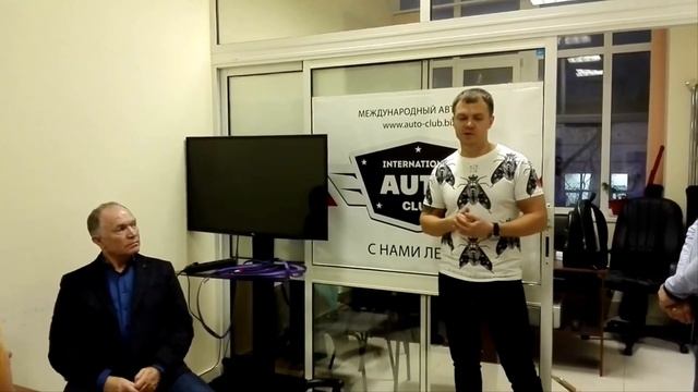 «Бабушка AUTOUNIT» задаёт КАВЕРЗНЫЕ ВОПРОСЫ! смотреть онлайн