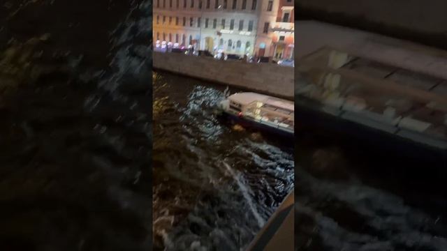 Ночная жизнь Питера это отдельная история смотреть онлайн