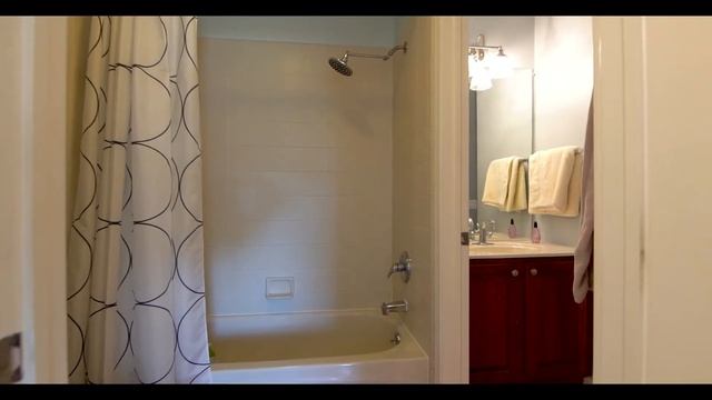 Luxurious Home For Sale in Country Club Village - Plymouth Michigan - смотреть онлайн