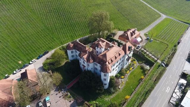 Schloss Neuweier Baden Baden смотреть онлайн
