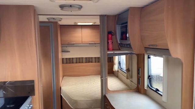2008 Swift Charisma 555 смотреть онлайн