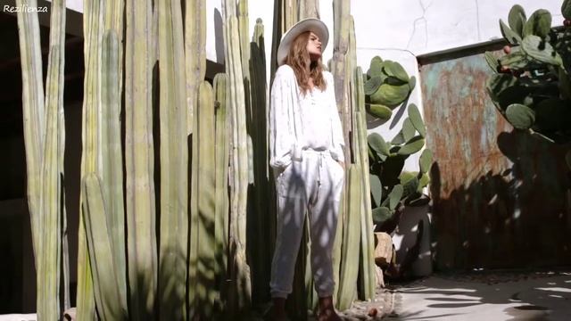 Bentley Grey & LaKayte   Slow Down Original Mix