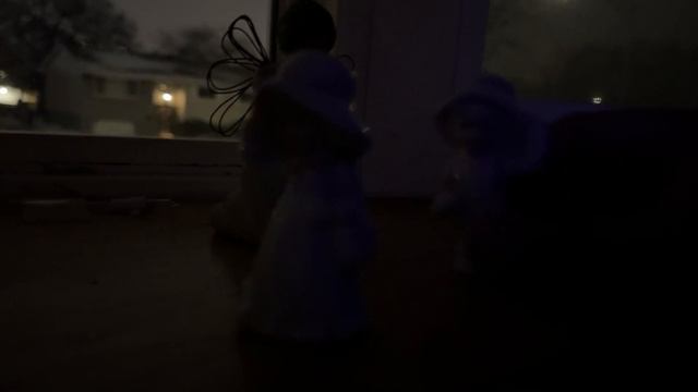 Extreme low light iPhone 15 Pro Max iOS 17.3 update смотреть онлайн