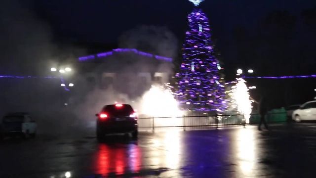 Открытие новогодней ёлки 2021 в Новой Каховке. смотреть онлайн