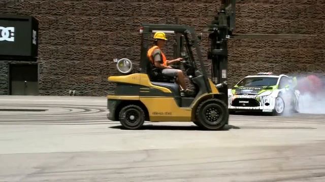 нетипичная махачкала смотреть онлайн