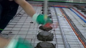 Как сделать стяжку с шумоизоляцией в квартире. #18