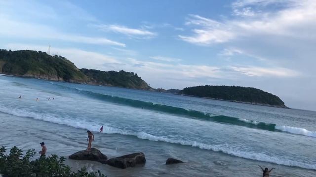 Naiharn beach in May смотреть онлайн