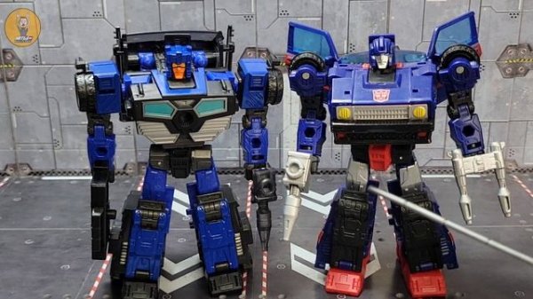 Transformers Legacy Crankcase review