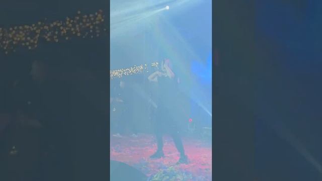 С Новым годом 🎆 #батайск #домиансемейный #ростовнадону #недвижимость #работа #корольишут #новыйгод смотреть онлайн