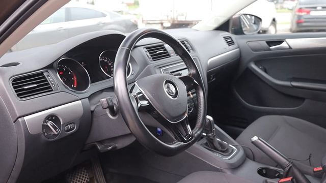 Volkswagen Jetta смотреть онлайн