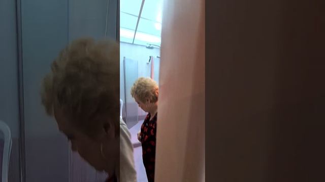 Трёх комнатная квартира на 5 этаже в Кирят Гате смотреть онлайн
