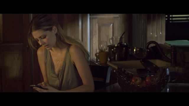Apartment 1303: Clip - Family Dynamics смотреть онлайн