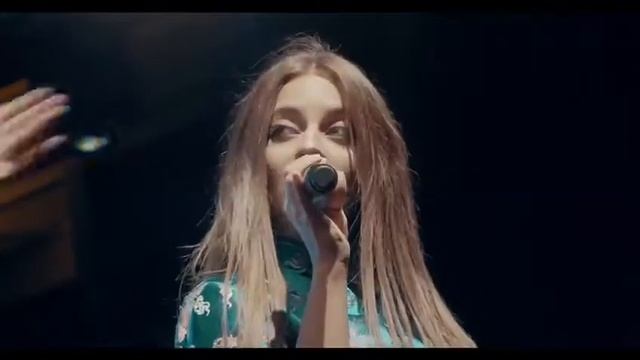Utopia World Otel смотреть онлайн