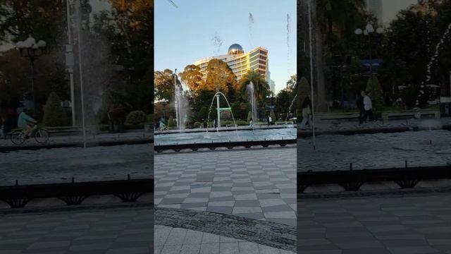 Поющие фонтаны, Батуми, композиция 1