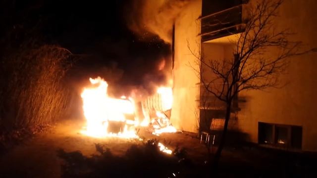 Каунас Литва поджог 25. 02.2016 на Romuvos g. 34, Kaunas 47197 смотреть онлайн
