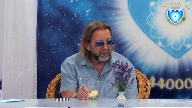 «Знаю, что себе не лгу и мосты назад я сжечь смогу…» - по тексту песни смотреть онлайн