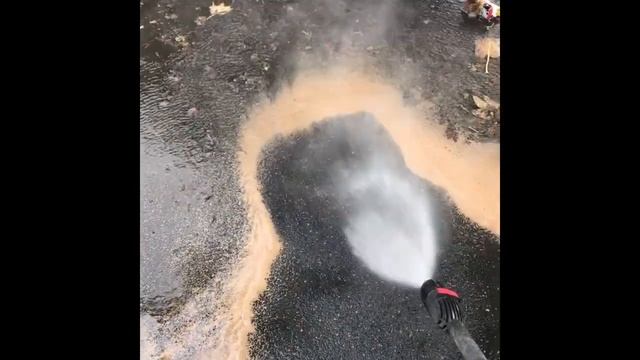 Bosch-Pressure Washer || it’s cleaning a driveway let’s review the action video смотреть онлайн