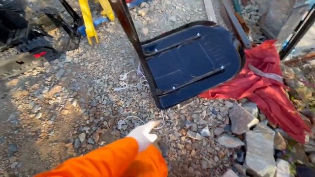 Купил САМЫЙ ДЕШЕВЫЙ НОВЫЙ экскаватор! смотреть онлайн