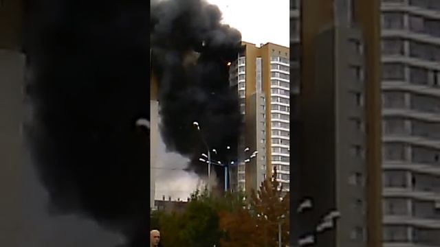 Пожар...Красноярск ул.Шахтеров.40 смотреть онлайн