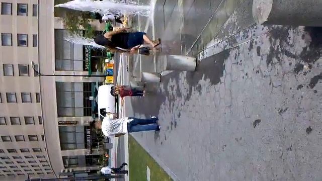 JOCELYN AT DA CESAR CHAVEZ PARK FOUNTAINS.SAN JOSE смотреть онлайн