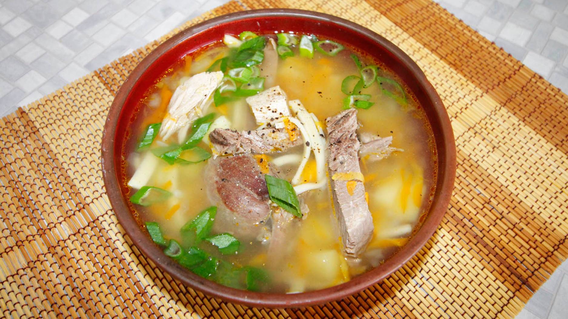 Суп из тетерева с домашней лапшой смотреть онлайн