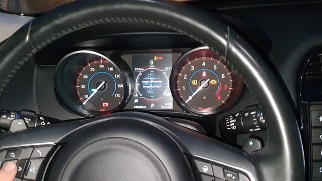 Checking Oil Level on Jaguar FPace- No Dipstick! смотреть онлайн