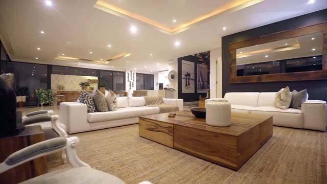 The Beach House Villa Salt Rock смотреть онлайн