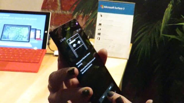 Windows Hello demo on Windows 10 Mobile - Lumia 950 смотреть онлайн