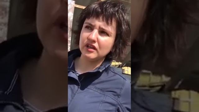 "ЖК "Золотая Звезда" - это реально удобное расположение: без пробок, до центра около 10 минут" смотреть онлайн