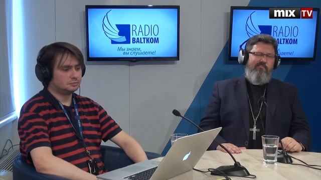 Дискуссия о роли высоких технологий в программе "Разворот" Часть 1 MIX TV смотреть онлайн