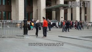 РОЗЫГРЫШ | Социальный эксперимент | Реакция людей на просьбу помочь инвалиду