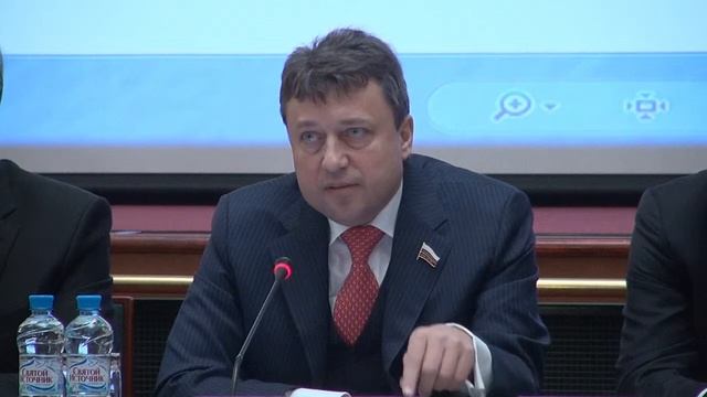 Анатолий Борисович ВЫБОРНЫЙ 17 декабря 2013 смотреть онлайн