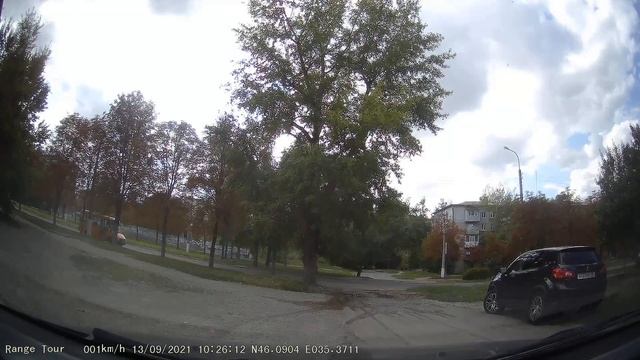 Луганск, кв. Ватутина. 2021/09/13 смотреть онлайн