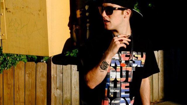 JBL - Thoughts From A Balcony Freestyle (HD) Figured I’d Make This Freestyle Public. RIP Mac Miller смотреть онлайн