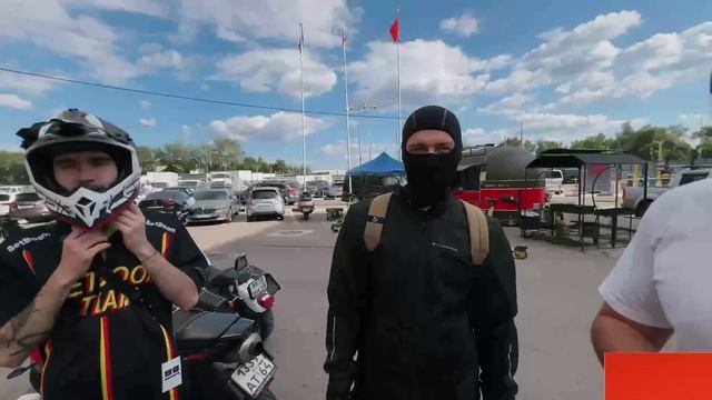 ХАЗЯЕВА ПОСТАВИЛИ НА МЕСТО НАГЛОГО ПОДПИСЧИКА / ГОРИЛЛЫЧ и FRAME TAMER ВСТУПИЛИСЬ ЗА ПАРАДЕЕВИЧА смотреть онлайн