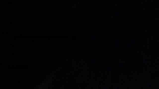 Брат с сестрой танцуют смотреть онлайн