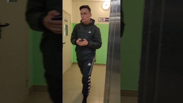 строителей 18, 229а